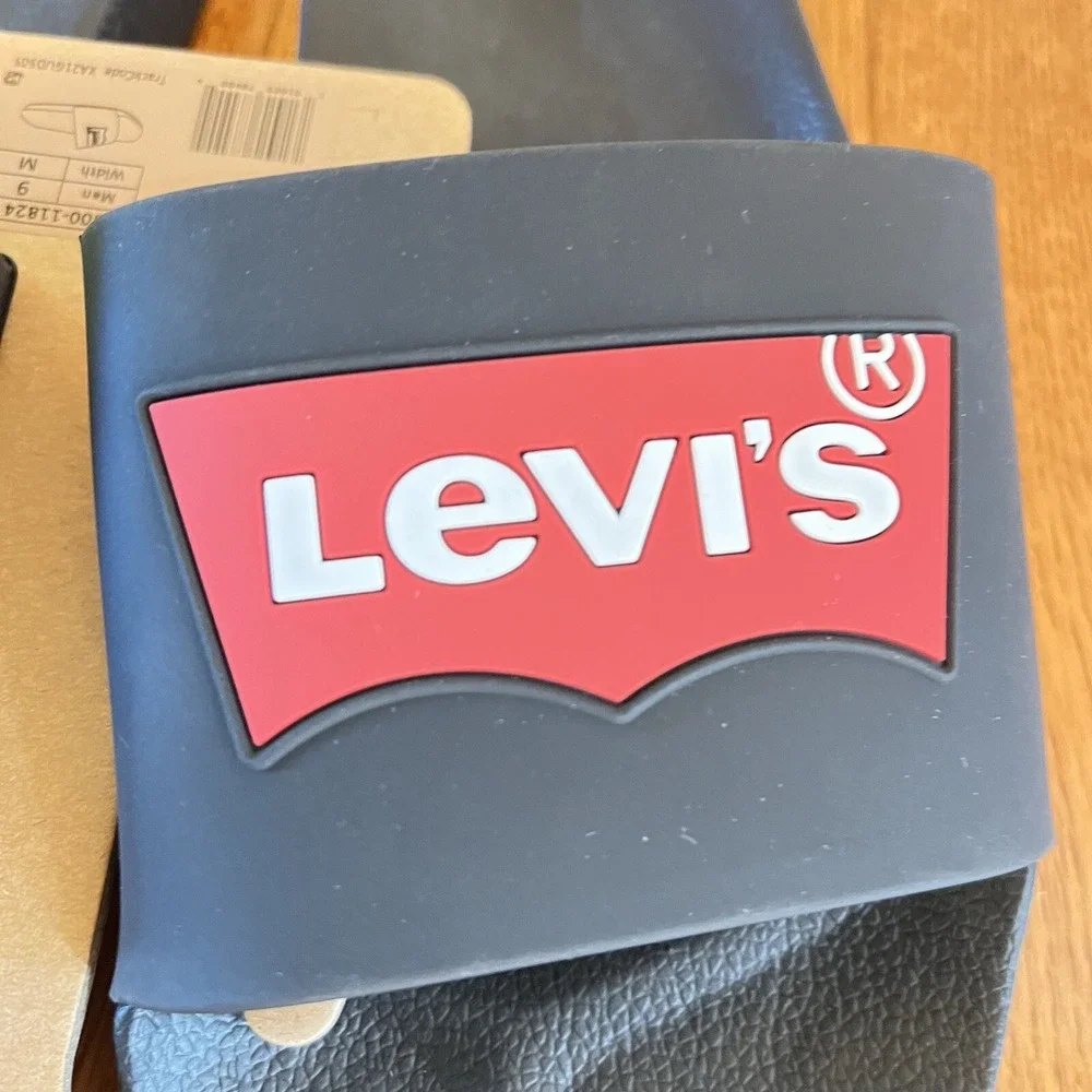 LEVIS Men Batwing Slide sz 11 Black Synthetic Slippers Logo Water Resistant NEW